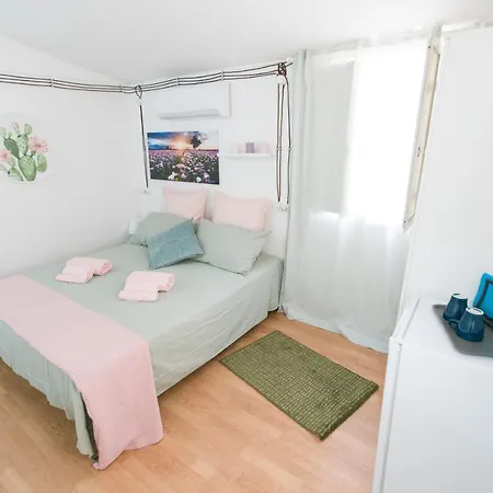 Bed & Breakfast Casa Giulia Augusta